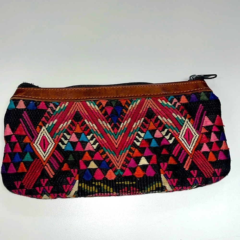Nena & Co. smaller zip up cotton bag with leather trim